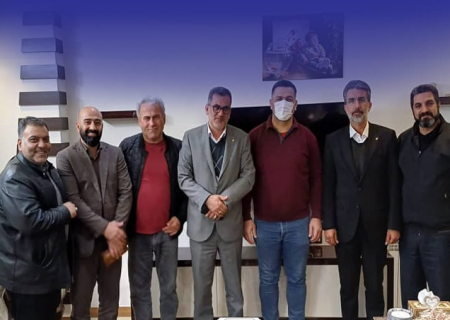 عیادت فرماندار جویبار از قهرمان بوکس کشور