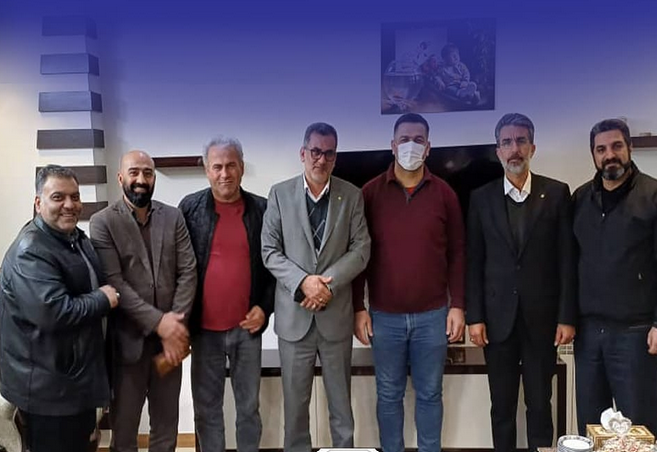 عیادت فرماندار جویبار از قهرمان بوکس کشور