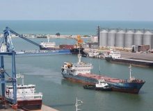 ترخیص ۵۰۰ هزار تن کالای اساسی از بندر امیرآباد