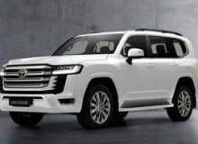 کشف تویوتا لندکروز ۸۰ میلیاردی قاچاق در عباس آباد