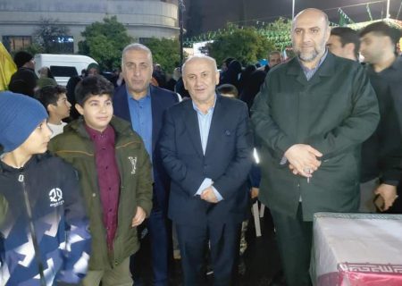 موکب‌ها پرچم وحدت‌اند